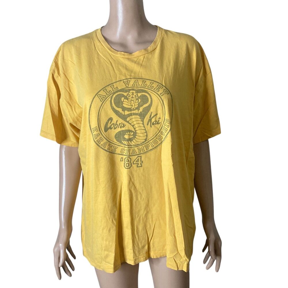All Valley Karate Championship T-shirt Mens XL karate kid cobra kai retro yellow